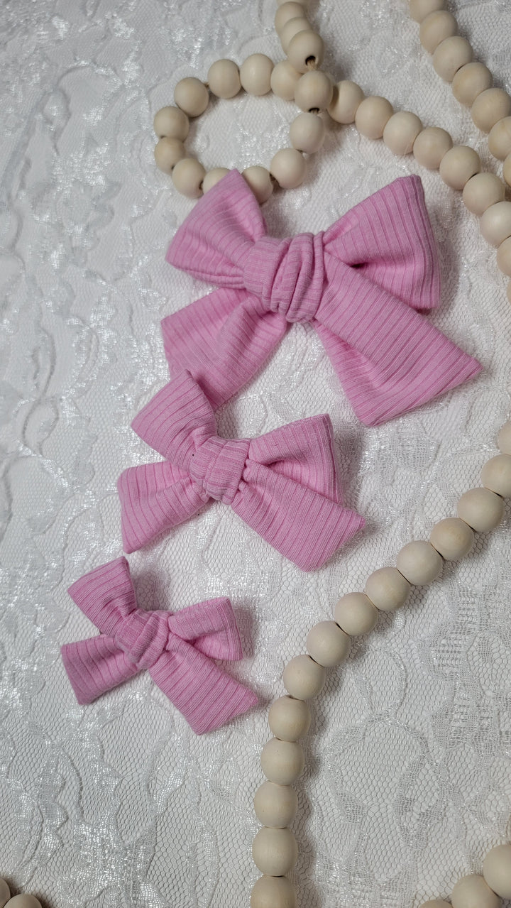 Baby Pink Dainty Bow (on clips)