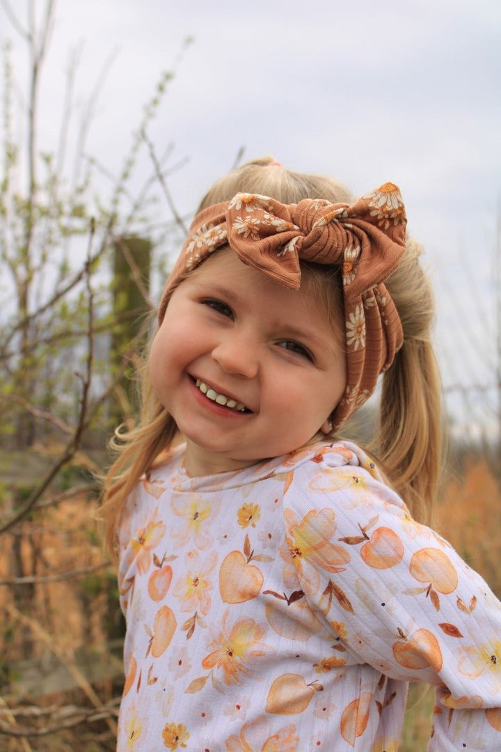 Black Hearts on White Chunky Knot Headwrap